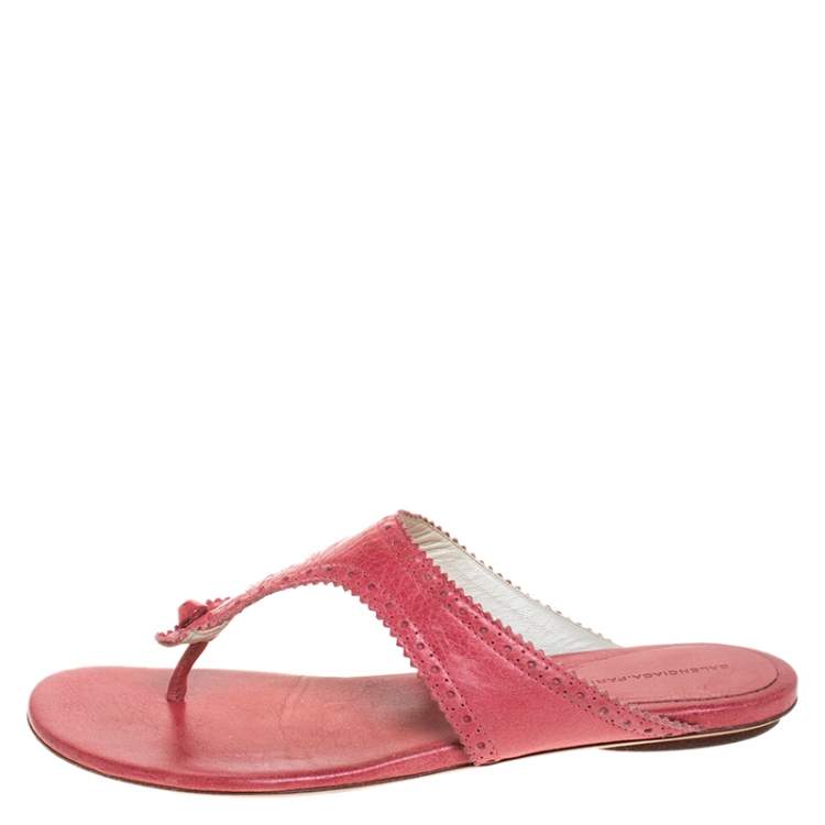 Pre Owned Balenciaga Pink Brogue Leather Thong Flats Size 39