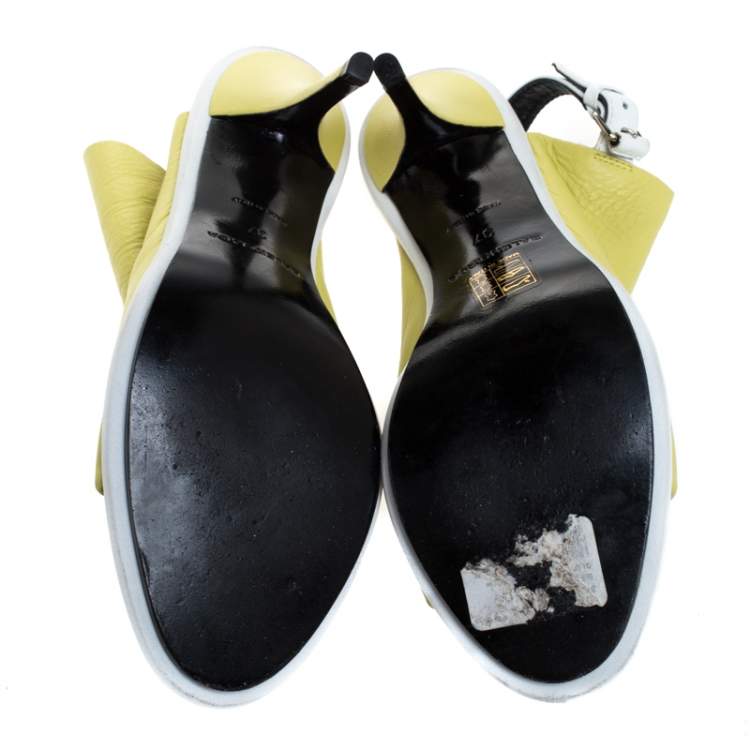 Pre Owned Balenciaga Lime Leather Glove Peep Toe Sandals Size 37