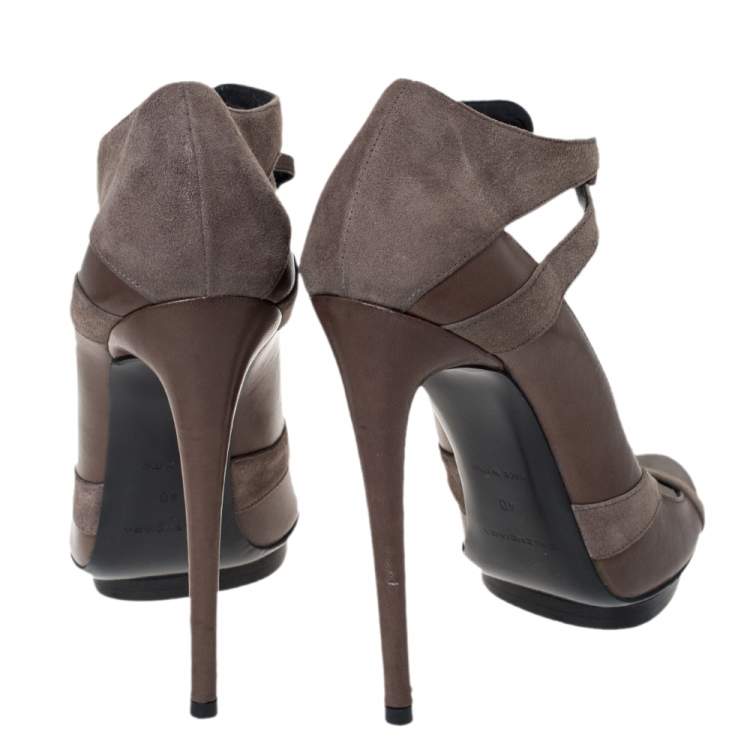 Pre Owned Balenciaga Grey Suede And Leather Double Buckle Strap Platform Sandals Size 40