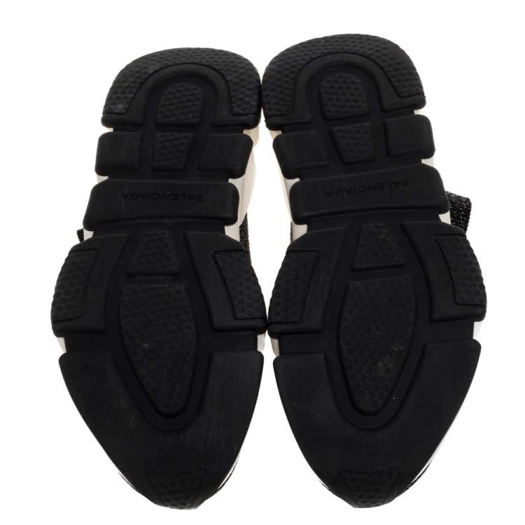 مملوكة مسبقًا Balenciaga Shimmery Black Knit Fabric Speed Trainer Sneakers Size 39