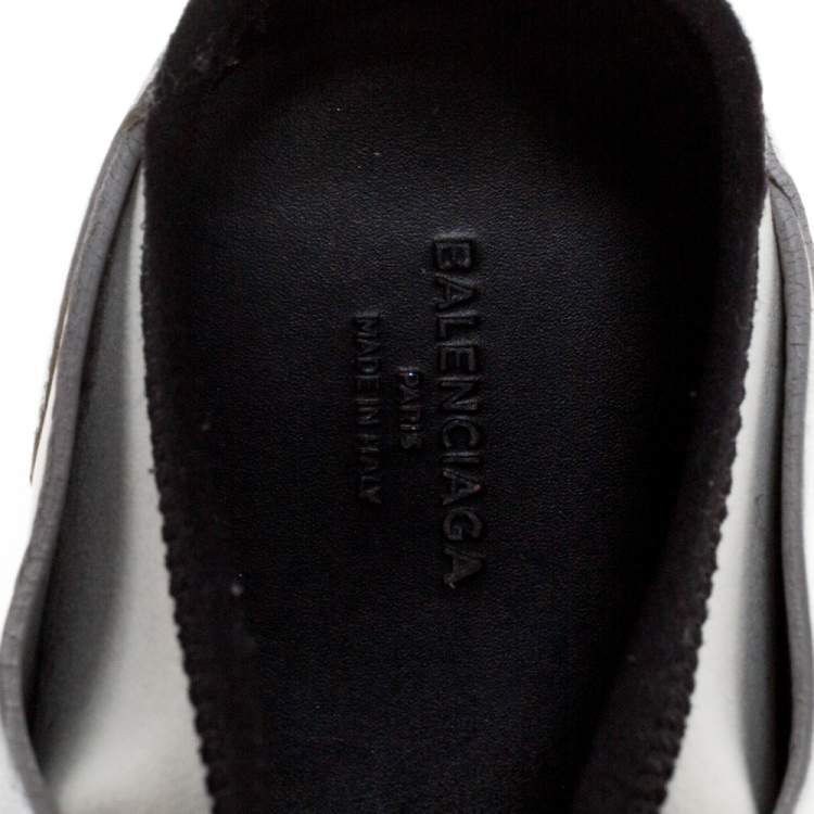 Pre Owned Balenciaga Grey/Silver Leather And Fabric Race Runner Low Top Sneakers Size 37
