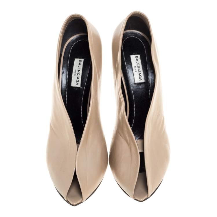 Pre Owned Balenciaga Beige Leather Split Vamp Ankle Booties Size 41