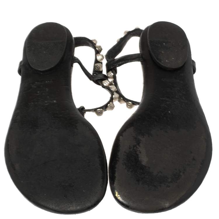 Pre Owned Balenciaga Black Leather Studded Arena Thong Flats Size 37.5