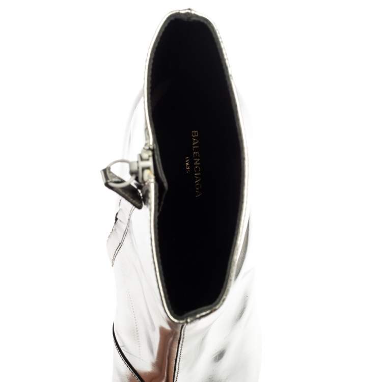 Pre Owned Balenciaga Metallic Silver Patent Leather Ankle Boots Size 37