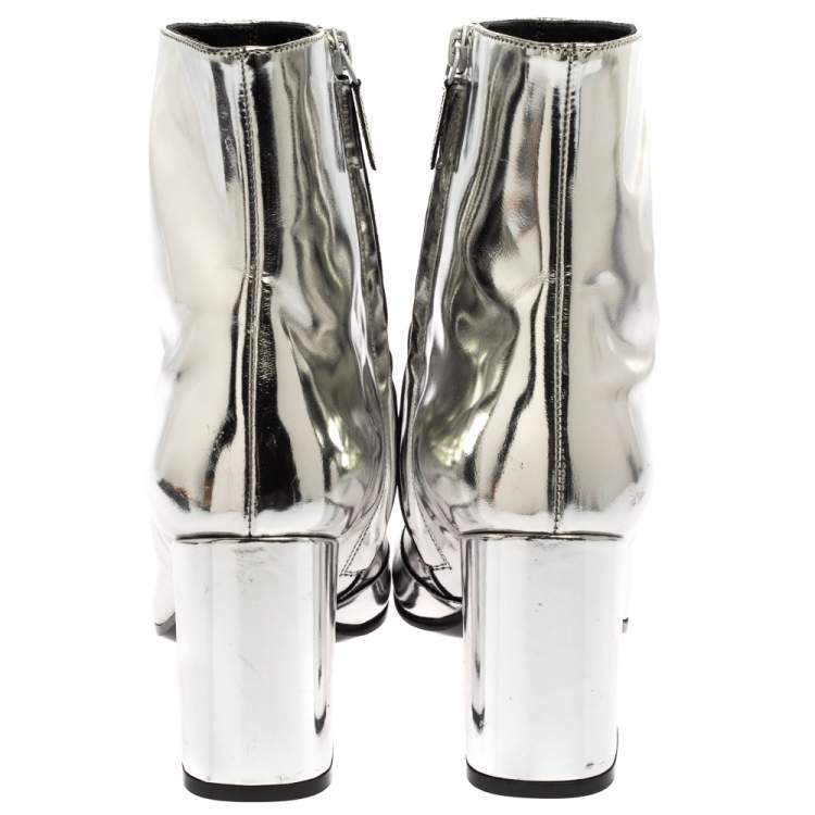 Pre Owned Balenciaga Metallic Silver Patent Leather Ankle Boots Size 37