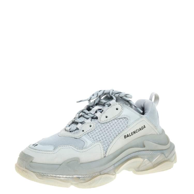Balenciaga GreySilver Leather And Fabric Race Runner Low Top Trainers Size  37 For Sale at 1stDibs  balenciaga race runners grey balenciaga look  alike balenciaga silver trainers