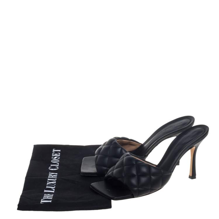 Pre Owned Bottega Veneta Black Leather Quilted Mules Size 40
