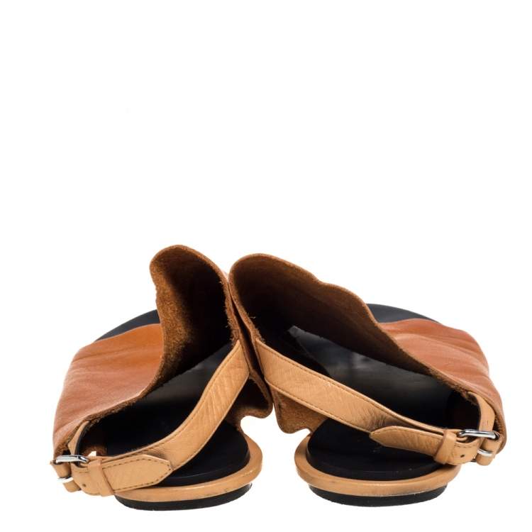Pre Owned Balenciaga Tan Leather Flats Size 41