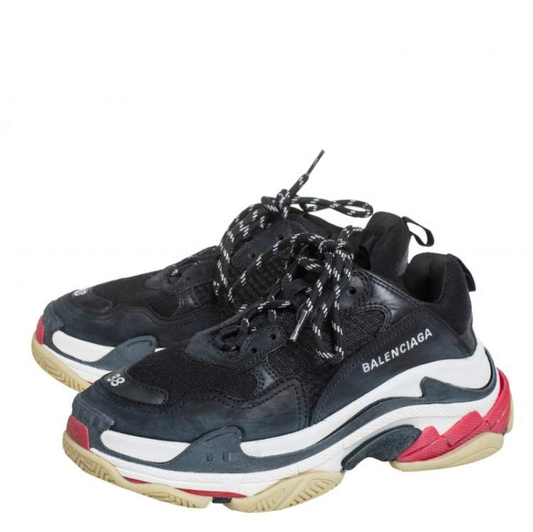 Pre Owned Balenciaga Black Leather And Mesh Triple S Clear  Sneakers Size 38