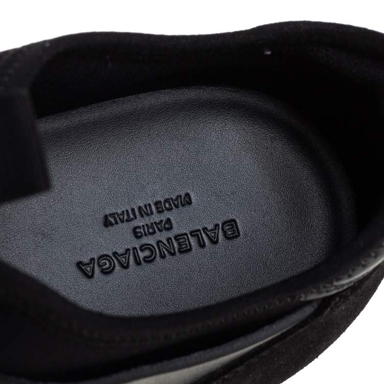 Pre Owned Balenciaga Black Mesh And Leather Race Runner Low Top Sneakers Size 38