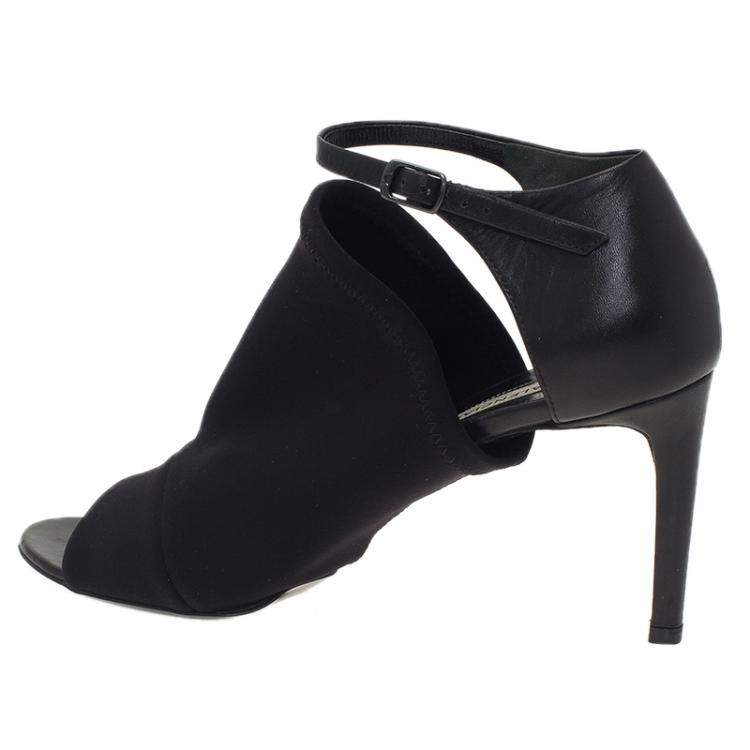 Pre Owned Balenciaga Black Rubberised Neoprene Glove Sandals Size 38