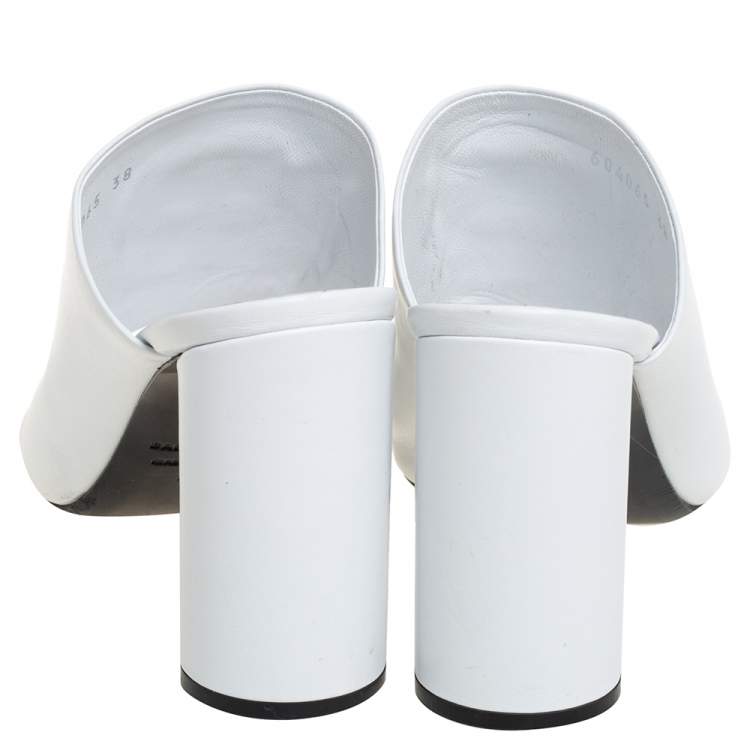 Pre Owned Balenciaga White Leather Oval Logo Slide Sandals Size 38