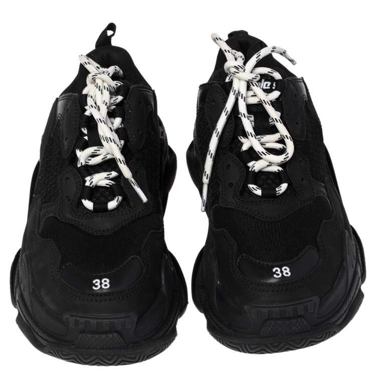Pre Owned Balenciaga Black Leather, Mesh Triple S Low Top Chunky Sneakers Size 38