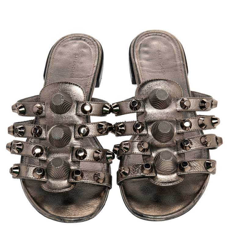 Pre Owned Balenciaga Gris Leather Arena Studded Flat Sandals Size 36
