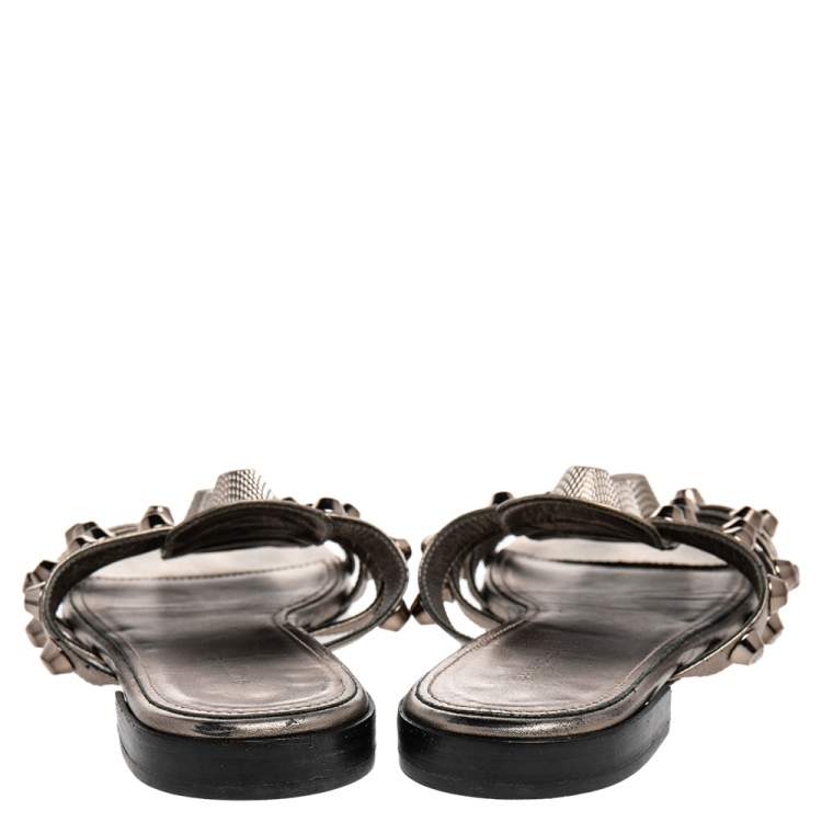 Pre Owned Balenciaga Gris Leather Arena Studded Flat Sandals Size 36