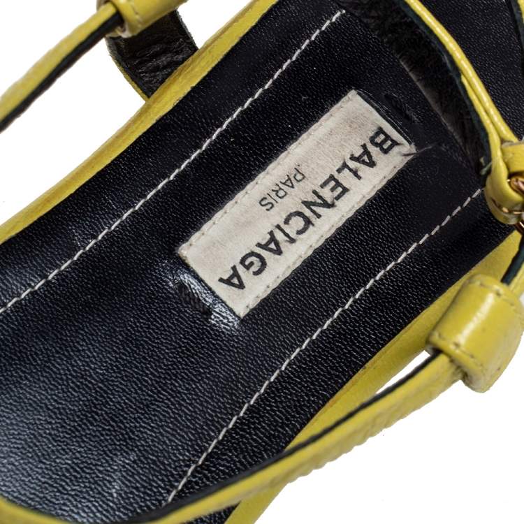 Pre Owned Balenciaga Yellow Leather Arena Studded Thong Sandals Size 38.5