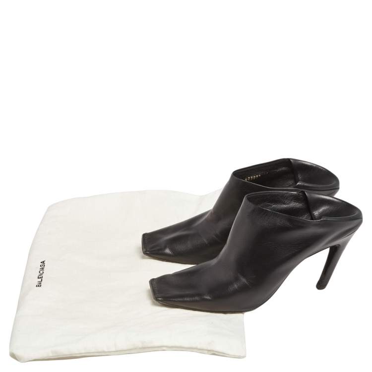 Pre Owned Balenciaga Black Leather Quadro Square Toe Foldable Heel Mules Size 37