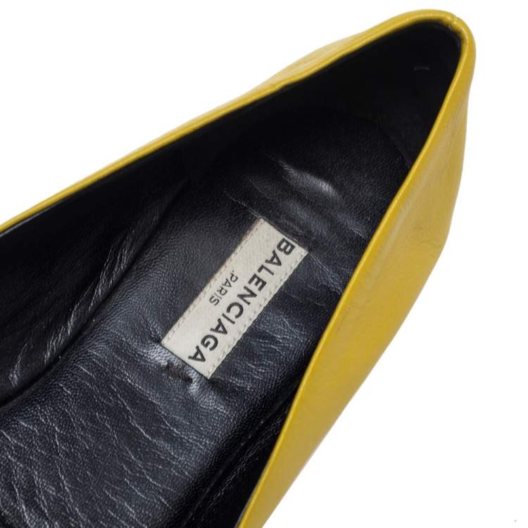 Pre Owned Balenciaga Yellow Leather Studded Ballet Flats Size 38