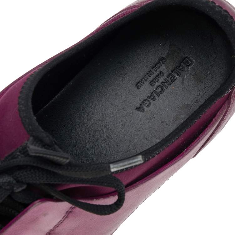 Pre Owned Balenciaga Purple/Black Neoprene And Leather Race Runner Sneakers Size 39