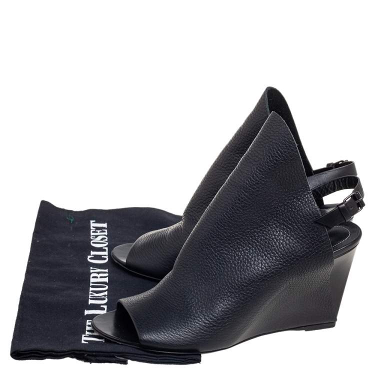 Pre Owned Balenciaga Black Leather Open Toe Glove Slingback Sandals Size 37