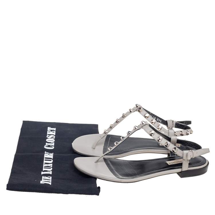 Pre Owned Balenciaga Grey Studded Leather Arena Thong Flat Sandals Size 39.5