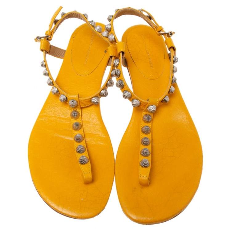 Pre Owned Balenciaga Yellow Leather Studded Arena Thong Flats Size 37