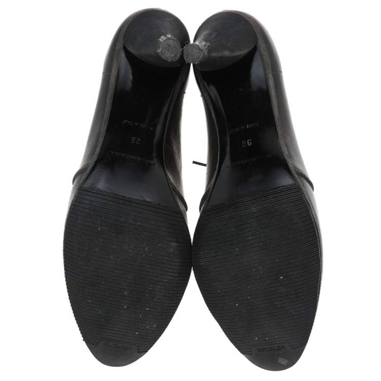 Pre Owned Balenciaga Black Leather Pointed Toe Lace Up  Ankle Boots Size 39
