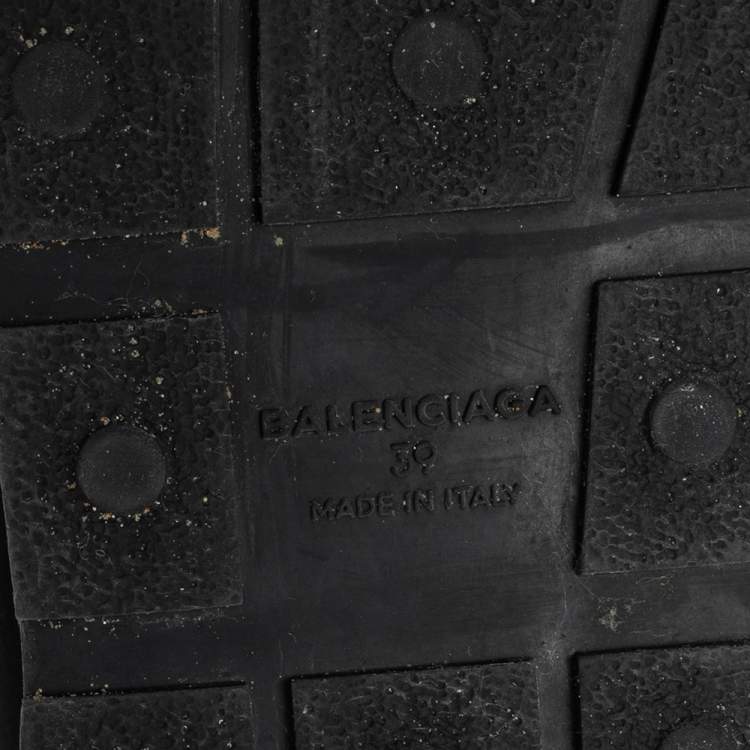Pre Owned Balenciaga Black Leather And Suede Race Runner Sneakers Size 39