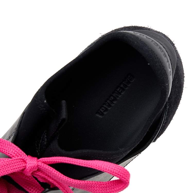 Pre Owned Balenciaga Black Leather And Mesh Race Runner Sneakers Size 37
