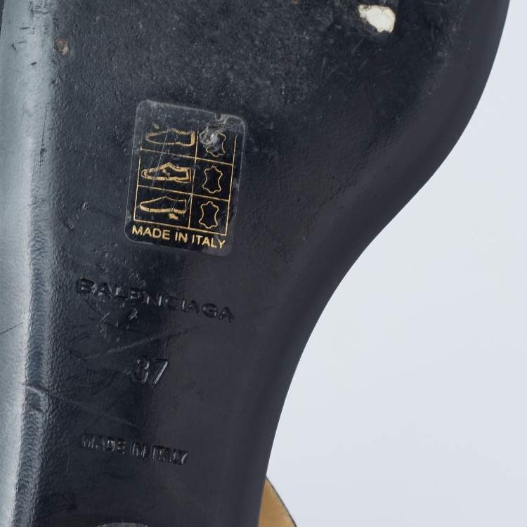 Pre Owned Balenciaga Black Leather Studded Arena Thong Sandals Size 37