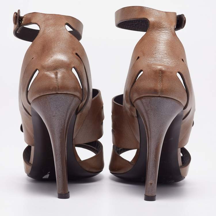 Pre Owned Balenciaga Brown Leather Button Detail  Ankle Strap Sandals Size 40.5