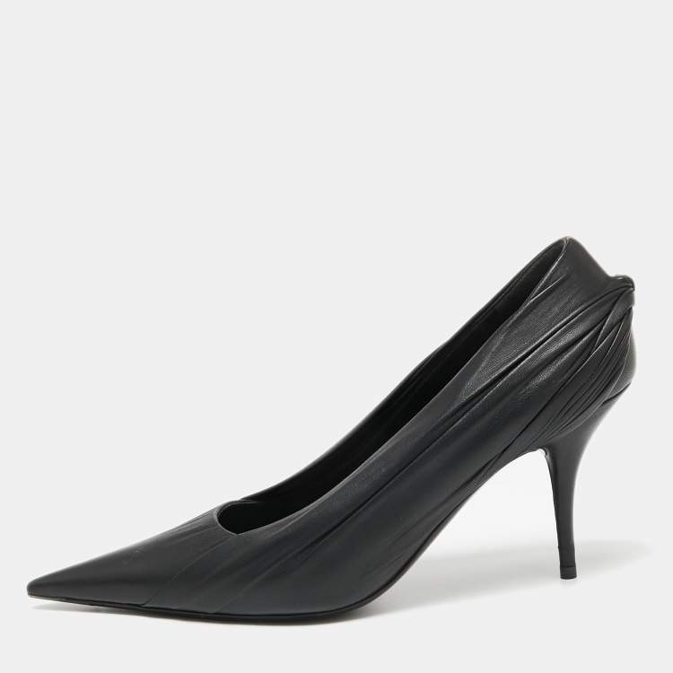 Pre Owned Balenciaga Black Leather Knife Pumps Size 40
