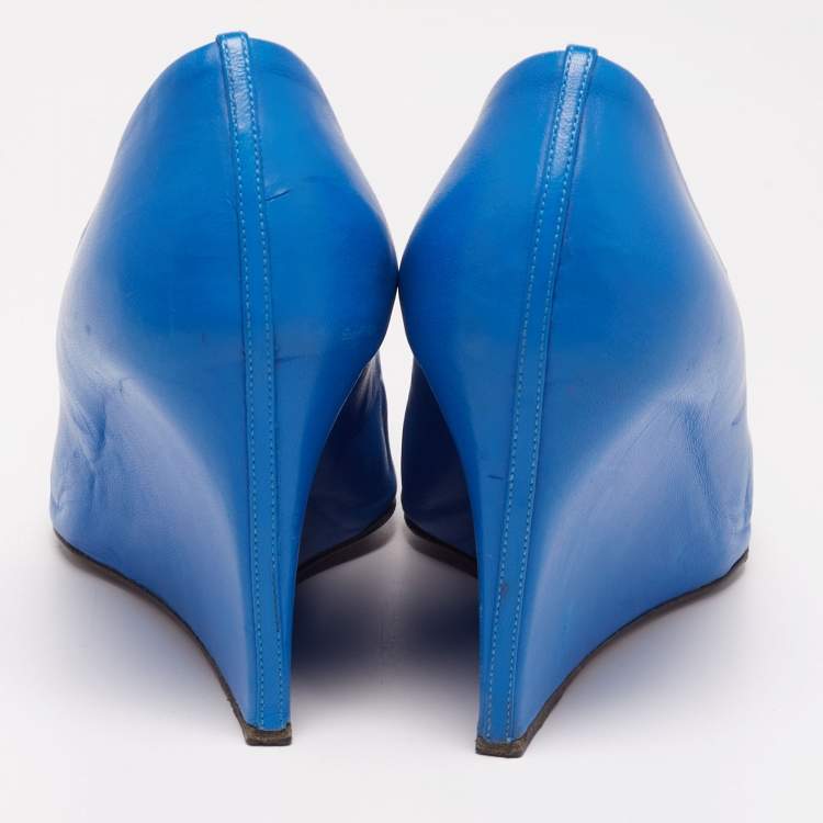 Pre Owned Balenciaga Blue Leather Knife Wedge Pumps Size 39