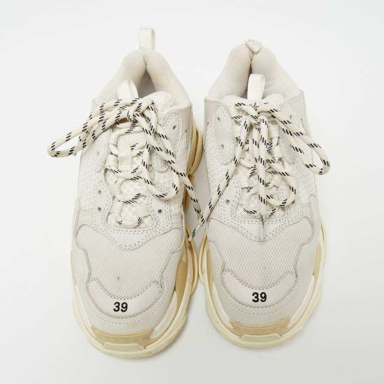 Pre Owned Balenciaga White/Grey Mesh And Leather Triple S Low Top Sneakers Size 39