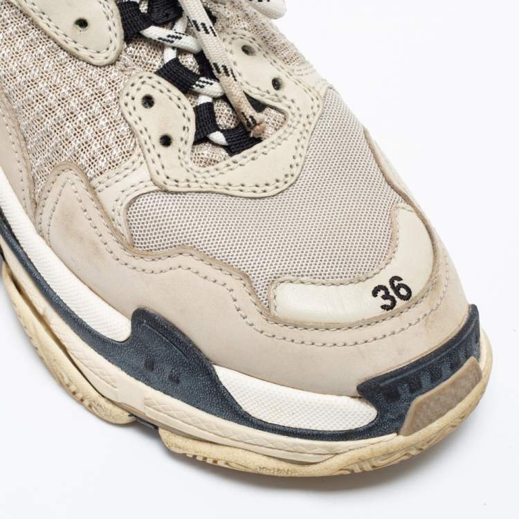 Pre Owned Balenciaga Light Grey/Black Leather And Mesh Triple S Sneakers Size 36