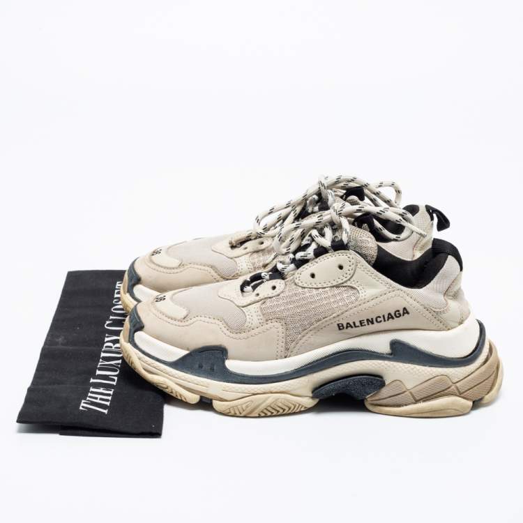 Pre Owned Balenciaga Light Grey/Black Leather And Mesh Triple S Sneakers Size 36