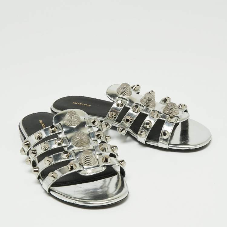 Pre Owned Balenciaga Silver Laminated Leather Arena Giant Slide Flat Sandals Size 38