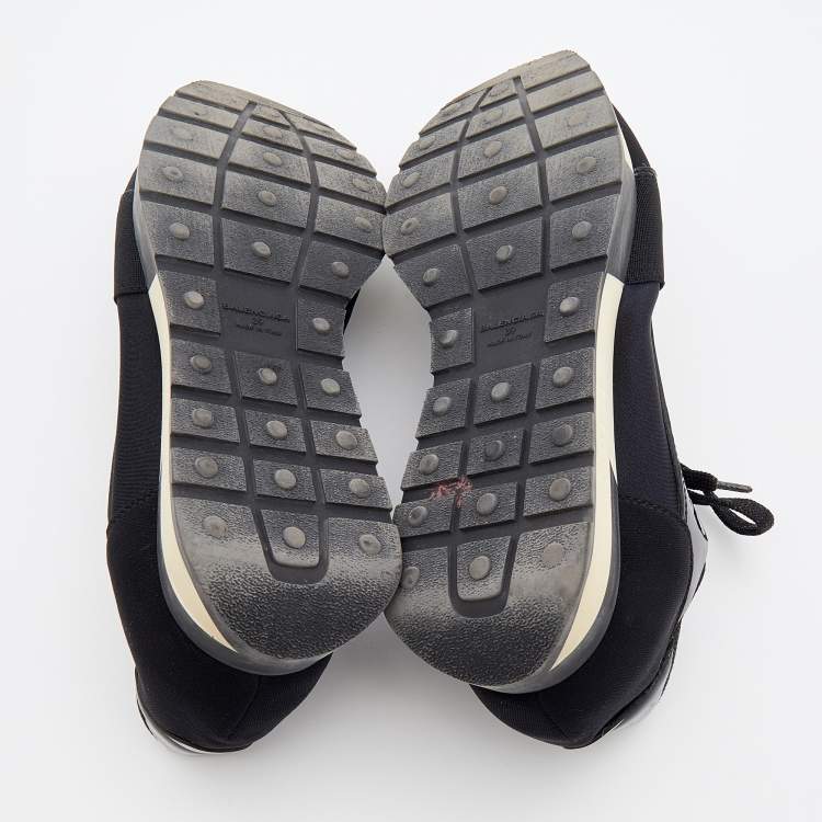 Pre Owned Balenciaga Black Patent Leather And Knit Fabric Race Runner Sneakers Size 39