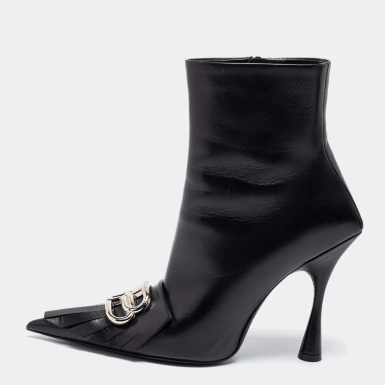 Pre Owned Balenciaga Black Leather BB Ankle Boots Size 38.5