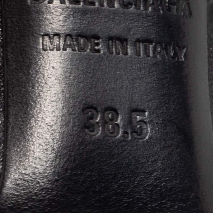 Pre Owned Balenciaga Black Leather BB Ankle Boots Size 38.5