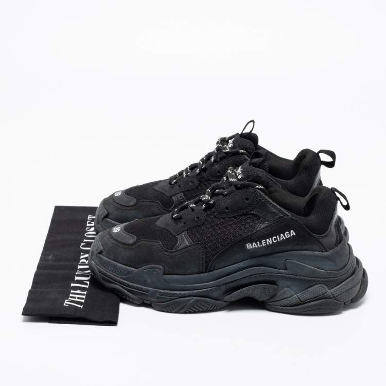 Pre Owned Balenciaga Black Leather And Mesh Triple S Low Top Sneakers Size 39