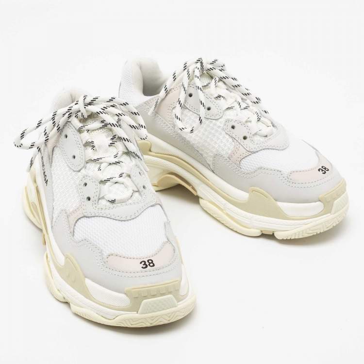 Pre Owned Balenciaga White/Grey Mesh and Leather Triple S Low-Top Sneakers Size 38