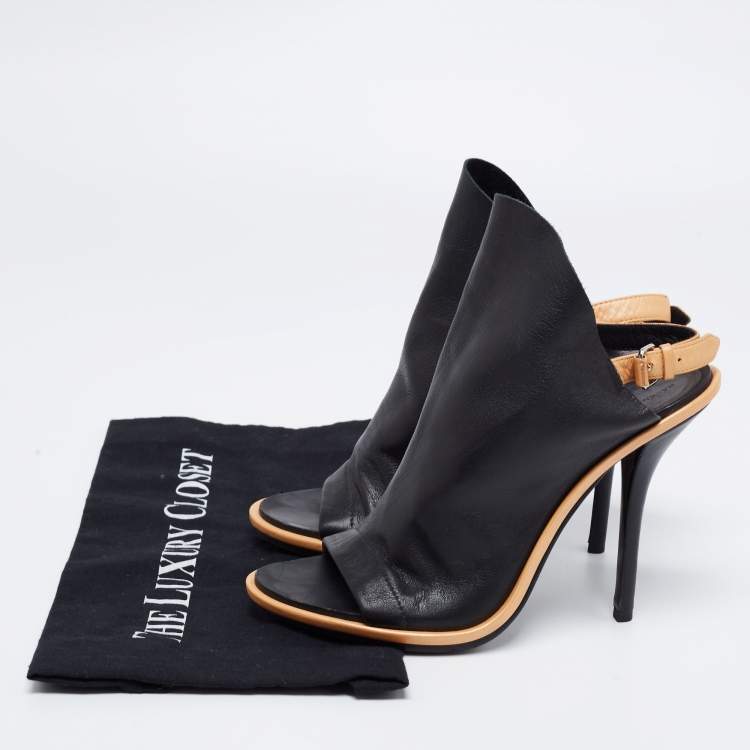 Pre Owned Balenciaga Black/Beige Leather Open-Toe Slingback Mules Size 39