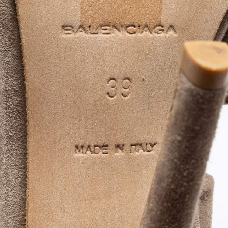 Pre Owned Balenciaga Grey Suede Cutout Booties Size 39 