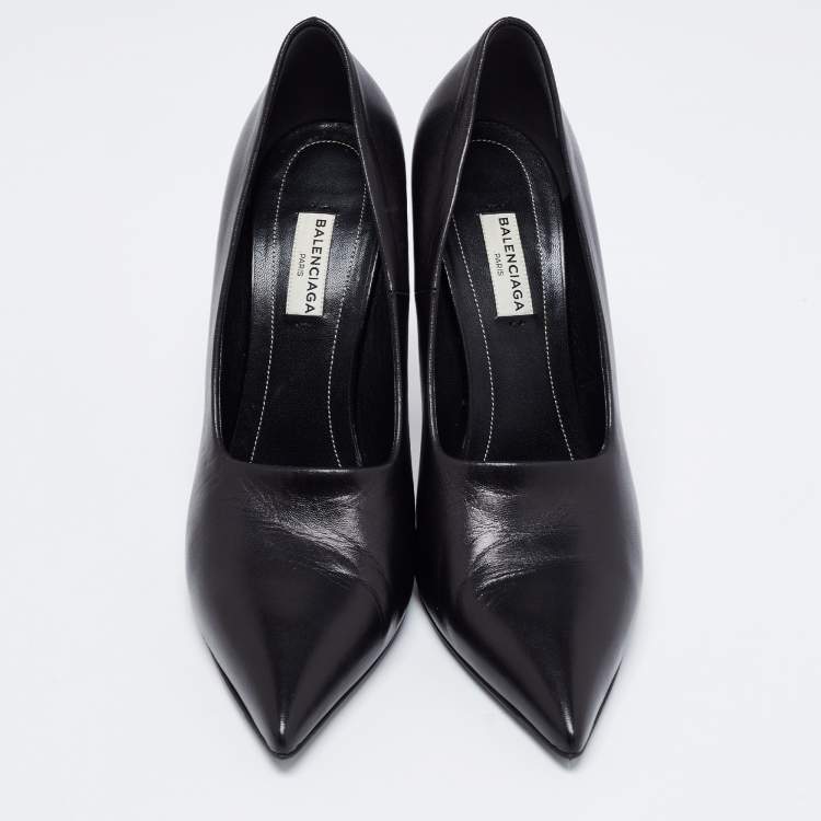 Pre Owned Balenciaga Black Leather Knife Pumps Size 39