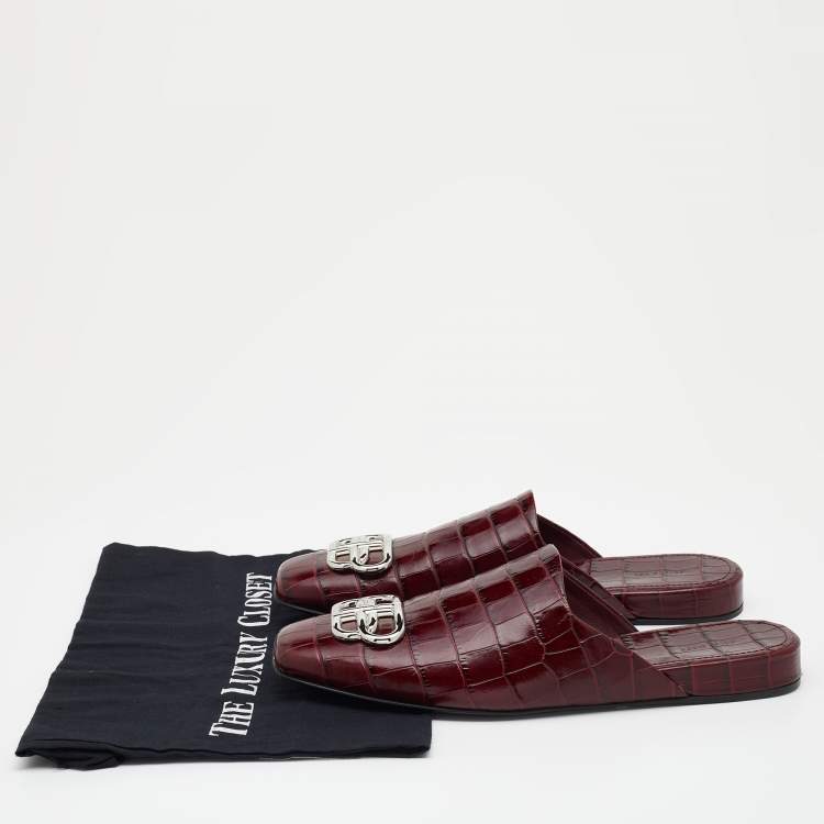 Pre Owned Balenciaga Burgundy Croc Embossed Leather Cosy BB Mule Size 39