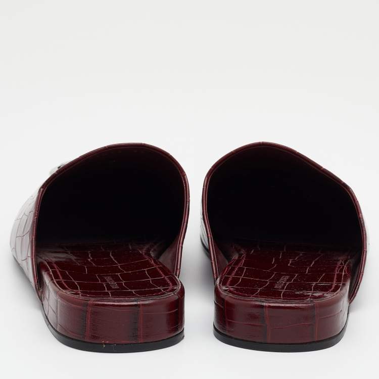Pre Owned Balenciaga Burgundy Croc Embossed Leather Cosy BB Mule Size 39