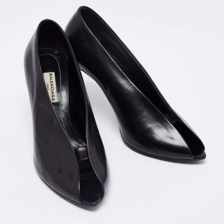 Pre Owned Balenciaga Black Leather V-Neck Open Toe Pumps Size 36