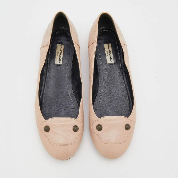 Pre Owned Balenciaga Peach Distressed Leather Stud Ballet Flats Size 39
