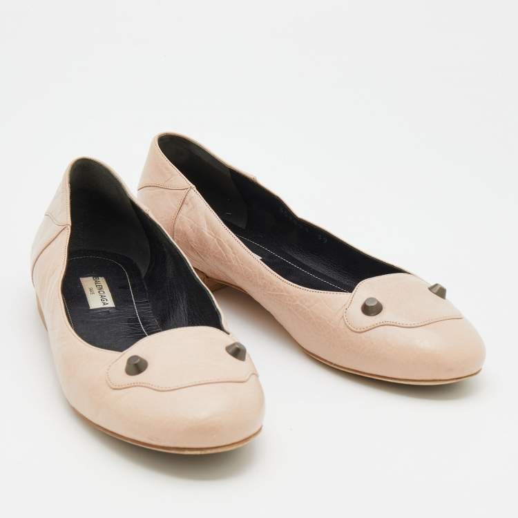 Pre Owned Balenciaga Peach Distressed Leather Stud Ballet Flats Size 39